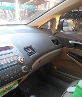 本田思域1.8L 代步優選，車況扎實，掛漆待整